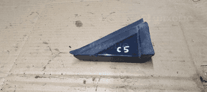 Osłona zaślepka trójkąt błotnika prawa Citroen C5 III 9686554480 2