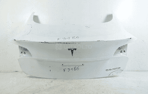 Tesla model 3 2017- pokrywa klapa bagażnika 5