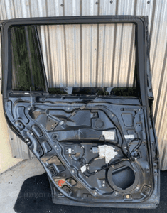 MERCEDES GL X 164 drzwi czarne 197 tył prawe listwa chrom zamek 9