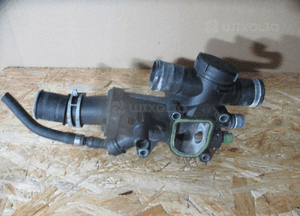 OBUDOWA TERMOSTATU FORD PEUGEOT CITROEN 2.0 HDI 9656182980 4