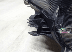 Lampa prawy przód full led toyota RAV4 iv 16- lift 10