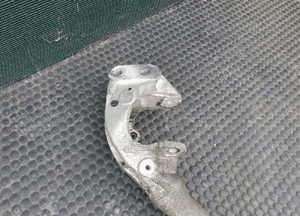 Sanki 8T0399315J Belka Wózek Zawieszenia Trawers Przod Przednia Audi A4 B8 A5 8T 9