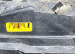 Ford fiesta MK7 lampa prawa 12- 4