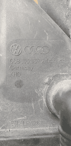 Obudowa filtra powietrza Audi A4 B5 06B133837A 5