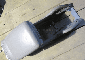 porsche cayenne 2005r szara skóra podłokietnik schowek szary 1