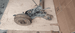 Belka ośka zawieszenie oś tył Toyota Aygo 5