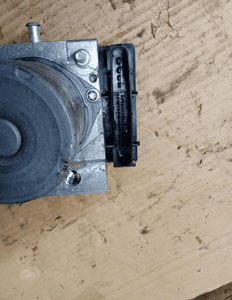 Pompa sterownik ABS Renault Clio III 0265234800 8201128481 4