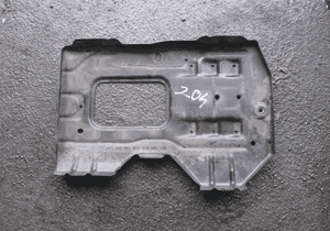 MERCEDES C 204 podstawa akumulatora