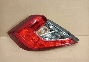 Lampa lewa tylna lewy tył honda civic x sedan led 17- 1