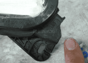 Ford kuga MK2 zwykła lampa przednia prawa 8
