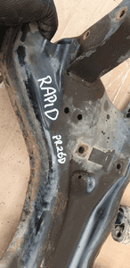 Wózek sanki belka przód Skoda Rapid 6R0199315 7