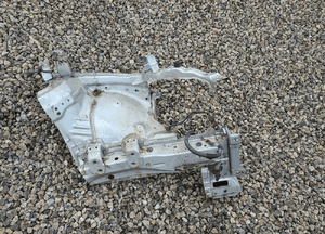 toyota auris 07-12 ćwiartka podłużnica fartuch 1