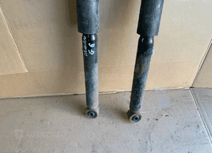 Amortyzator prawy lewy tył tylny VW Golf VI 6 2