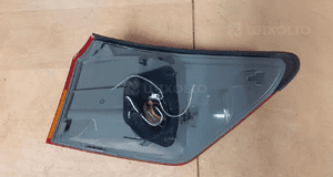 Lexus IS220 IS250 IS350 lampa tył tylna lewa w błotnik 2