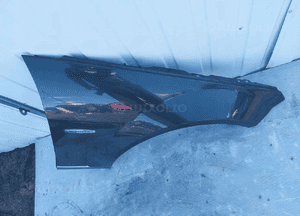Błotnik prawy przód mercedes W204 lift 3