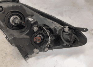 Przod przednia lampa prawa toyota corolla verso 5