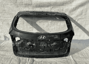 HYUNDAI I40 KOMBI KLAPA TYLNA 1