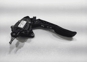 PEDAŁ GAZU RENAULT MASTER III OPEL MOVANO B 2.3 DCI 8200672369 2010-2019 2