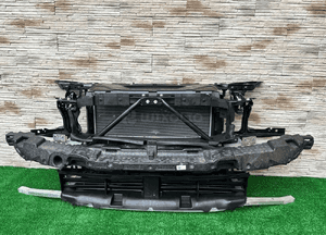 Pas przedni chłodnice hybryda bmw 3 G20 G21 m pak 1