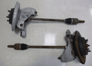 RANGE ROVER EVOQUE ZWROTNICA PIASTA PÓŁOŚ TYŁ LEWA 2