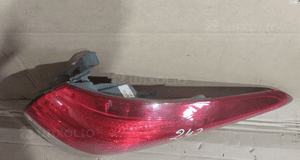 Lampa prawa tył tylna hyundai I40 kombi w błotnik 2