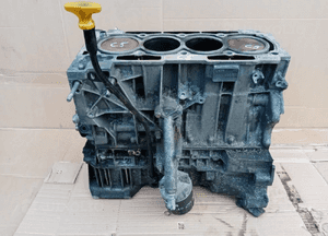 Silnik słupek blok silnika Citroen C5 1.8 16V 6FZ 2