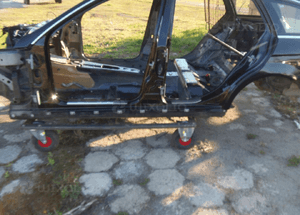 Mercedes w 204 prog slupek lewy kombi k.l C197 1