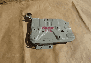 PODSTAWA POD AKUMULATOR NISSAN MICRA K14 2
