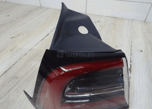TESLA MODEL 3 LAMPA lewa  tył  TYLNA w klapę  1077401 LLU 4
