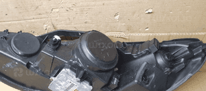 Lampa prawy przód przednia prawa Xenon Peugeot 407 9641944180 9