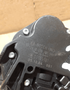 SILNICZEK WYCIERACZKI TYŁ OPEL ASTRA H KOMBI EUROPA 0390201591 3