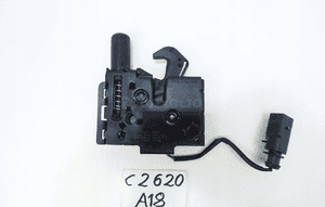 Zamek maski przód maski audi A1 82A 19- 2