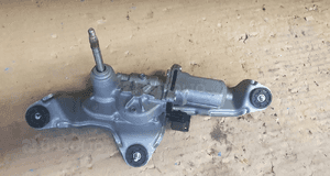 Silniczek wycieraczki tył Mazda 3 09-13 HB 2