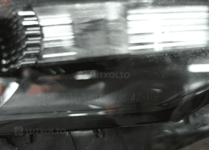 Toyota BZ4X full led lampa przednia prawa 12