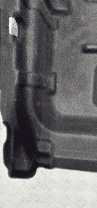 Mercedes W213 wkład bagażnika tapicerka wnęka A2136940000 11