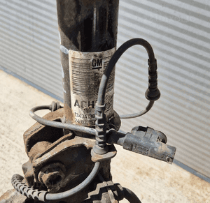 OPEL CORSA E 2014-2019 1.0 T MCPERSON ZWROTNICA AMORTYZATOR PRAWY PRZÓD 2