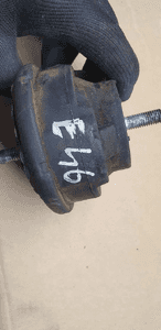 Łapa poduszka silnika BMW 3 E46 1878624 5