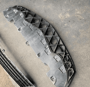 MERCEDES B 245 zderzak przód chrom halogen kratka lift 6