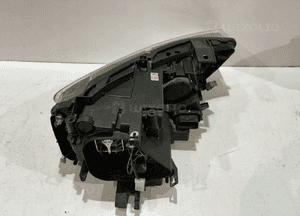 Audi Q3 8U0 Lampa przednia Bi-xenon Lewa - 15978 6