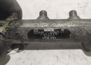 Listwa wtryskowa volvo nr 0445215010 4