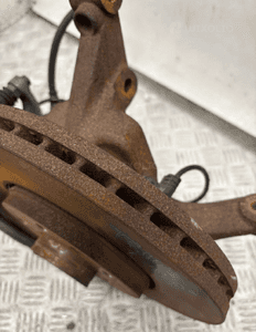 ZWROTNICA PIASTA LEWY PRZOD RENAULT TRAFIC III 3 3