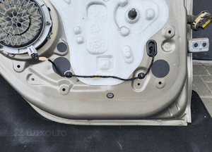DRZWI lewy tył tylne kompletne Peugeot 208 5D KCL 8