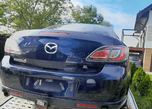Mazda 6  GH 08-12  Sedan Kombi błotnik prawy  Lewy tylny ćwiartka drzwi  szyba 2