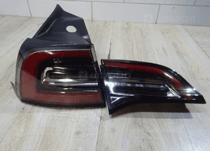 TESLA MODEL 3 LAMPA lewa  tył  TYLNA w klapę  1077401 LLU 1