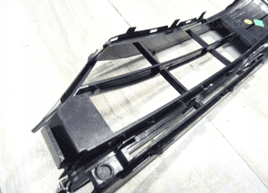 AUDI A8 D4 4H LIFT kratka zderzaka przód PRAWA 4H0807680 R 9