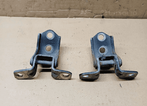 Zawias zawiasy drzwi prawy przód para Mazda 6 Lift 1