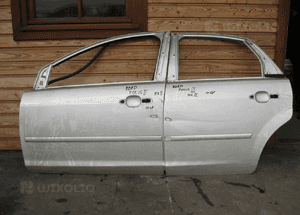 Ford focus MK2 drzwi lewe 04-08