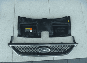 Ford galaxy MK2 atrapa zderzaka osłona ładna 1