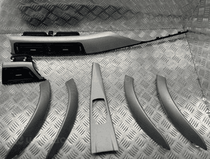 BMW F30 DEKOR LISTWY OZDOBNE KRATKA NAWIEWU HEXAGON 9218549 9218552 1