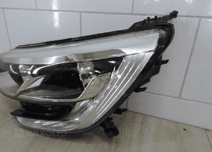 Megane iv lampa lewy przód 260603157R europa 3